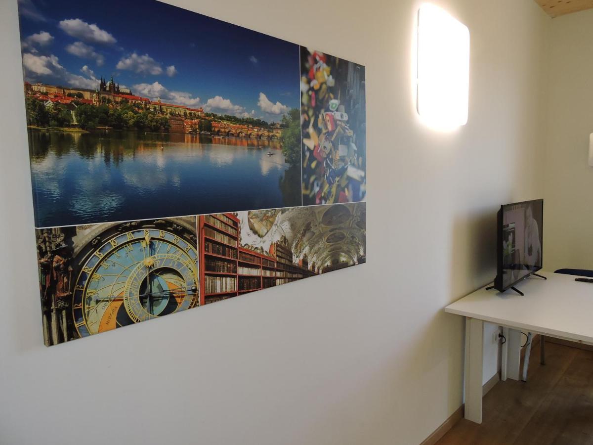 213 Prag, Studio Apartment, 27M2, 1-2 Personen كلاغنفورت المظهر الخارجي الصورة