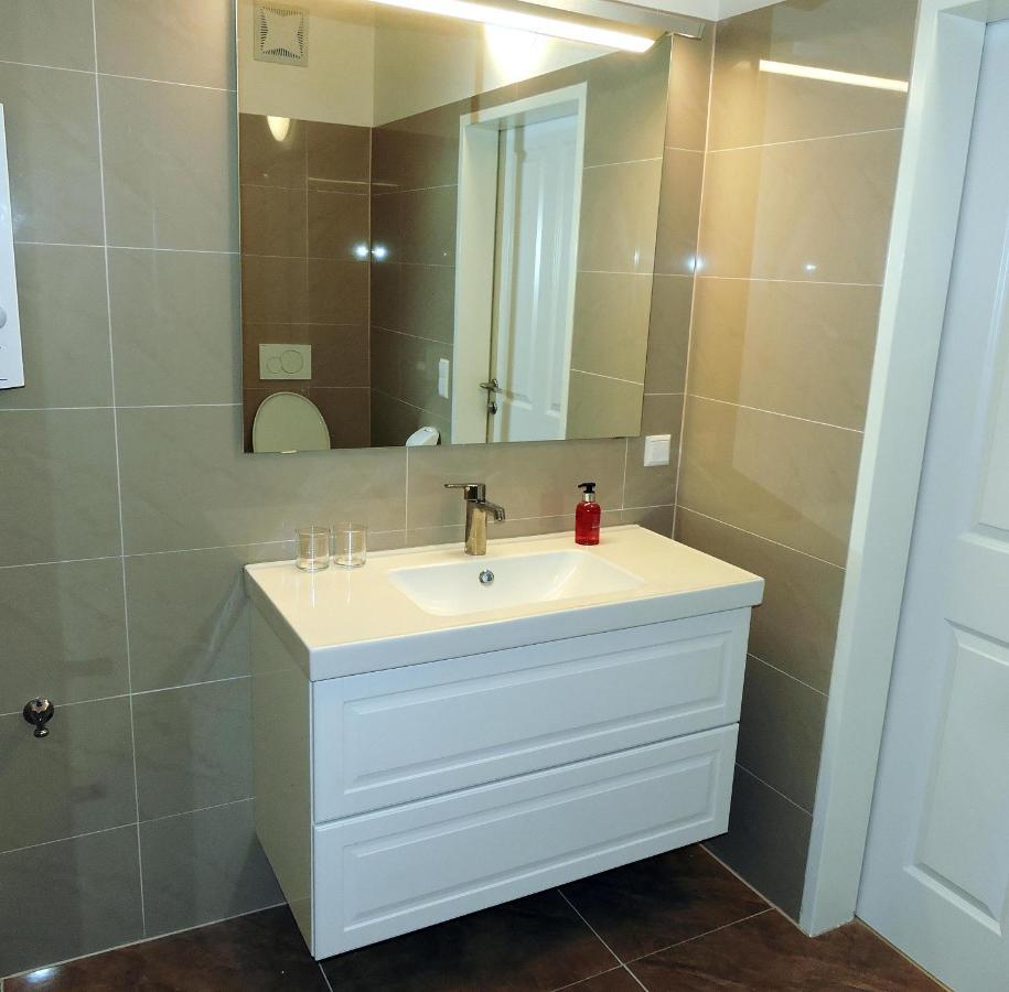 213 Prag, Studio Apartment, 27M2, 1-2 Personen كلاغنفورت المظهر الخارجي الصورة