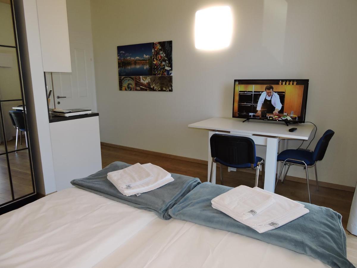 213 Prag, Studio Apartment, 27M2, 1-2 Personen كلاغنفورت المظهر الخارجي الصورة